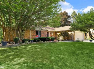 15429 Royal Doulton N, Clinton Township, MI 48038