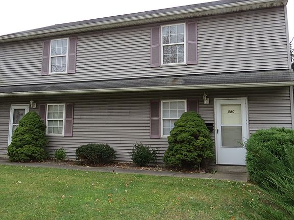 2nd image of 880 Elyria Ave