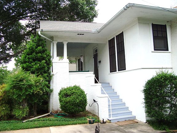 4th image of 215 Darst St