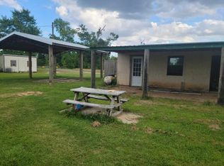 9988 State Route 20 W, Clarksville, FL 32430