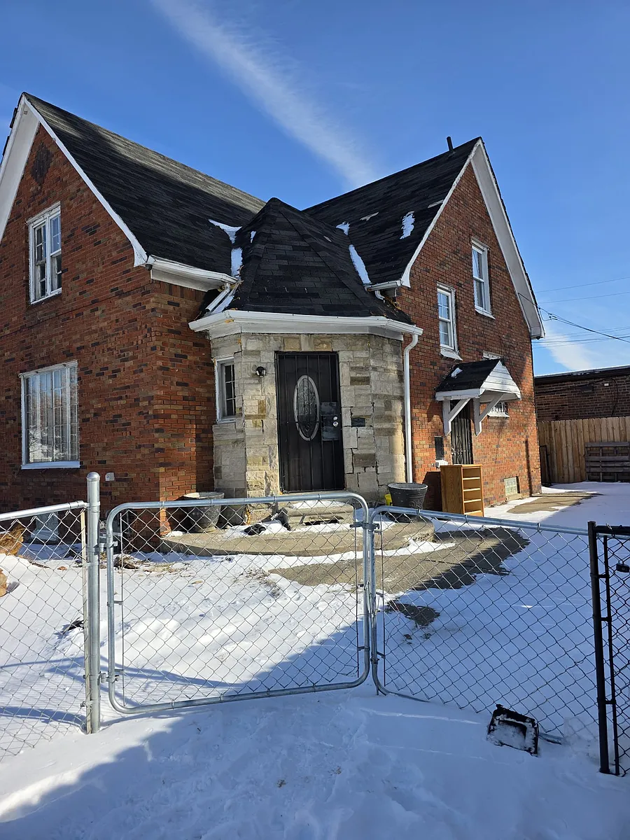 Building Photo - 7230 Ashton Ave