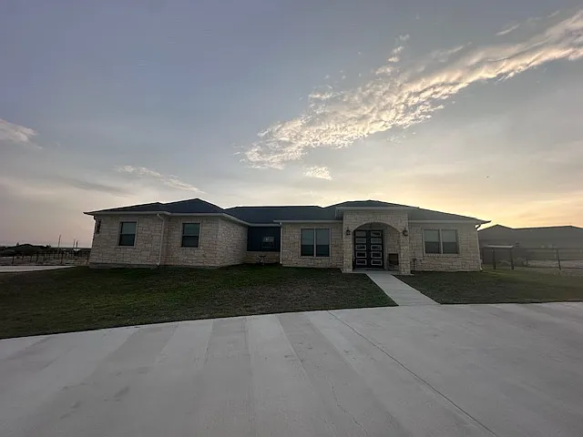 370 La Vista Dr — Photo 3