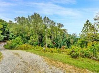 4487 Toddsbury Dr, Vinton, VA 24179