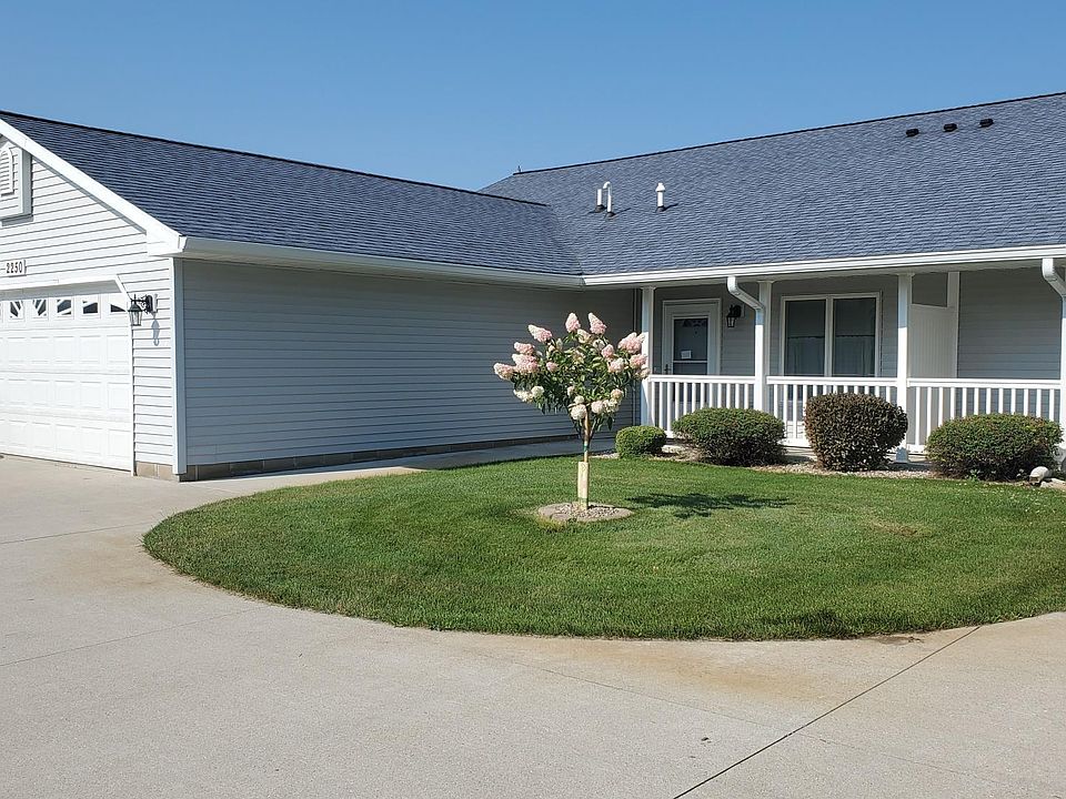1st image of 2250 Rosewood Dr