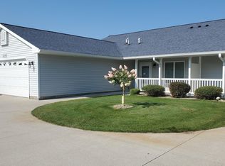 2250 Rosewood Dr, Mount Pleasant, MI 48858