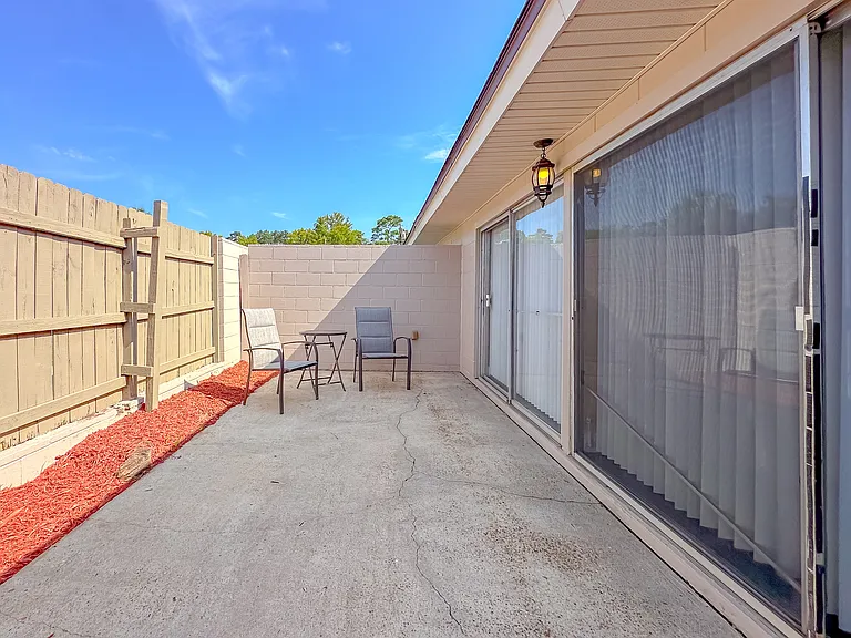 2241 W Pensacola St #27 — Photo 19