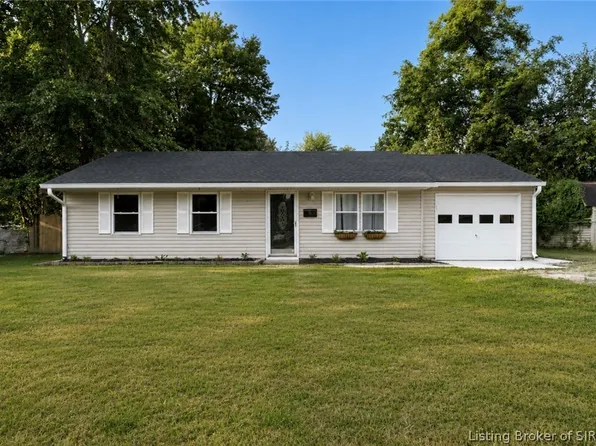 50 Furnish Court, Scottsburg, IN 47170