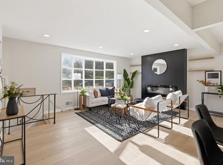 2102 Trafalgar Dr, Fort Washington, MD 20744