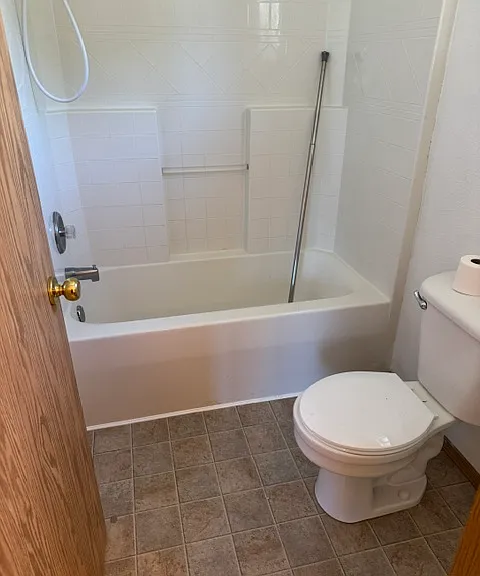 18325 SE 261st Ct — Photo 13