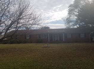 907 Ward Rd, Glen Allen, VA 23059