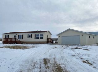 708 Prairiewood Ln, Warwick, ND 58381