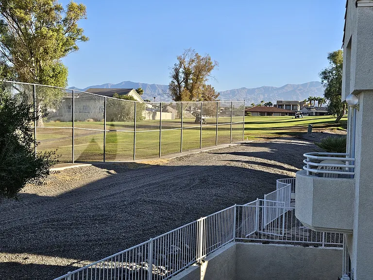 420 Acoma Blvd S #11 — Photo 23