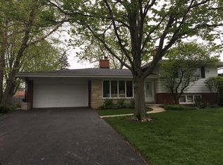 1279 Douglas Ln, Crete, IL 60417