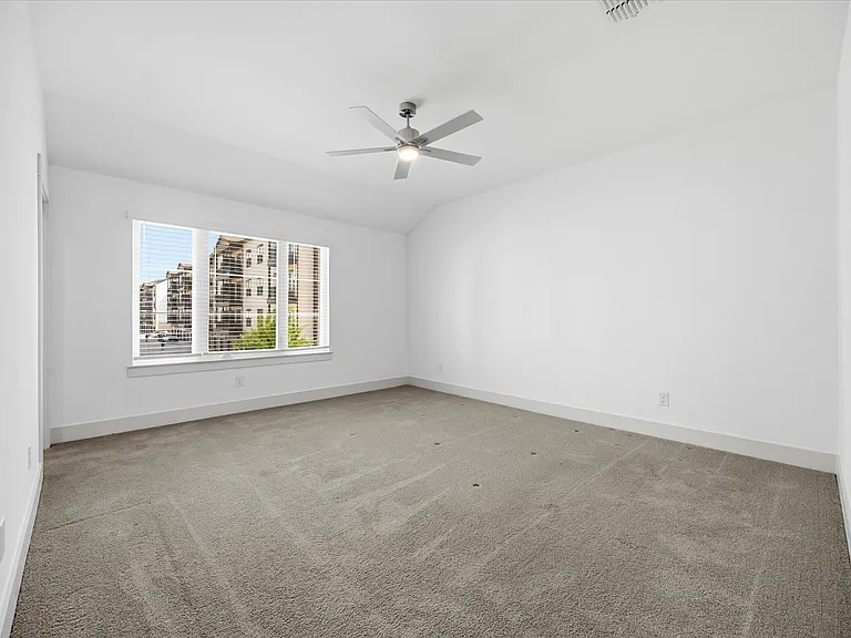 818 Trace Hawk Ln — Photo 14