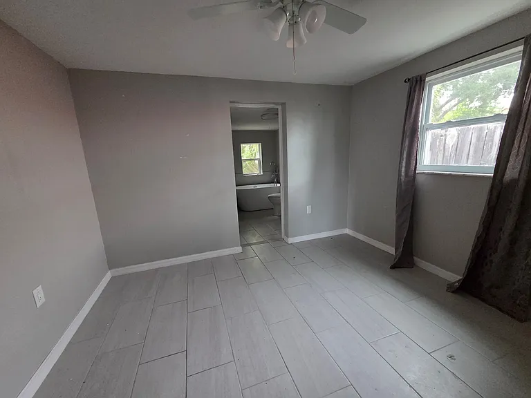 3547 Atlantis Dr — Photo 2