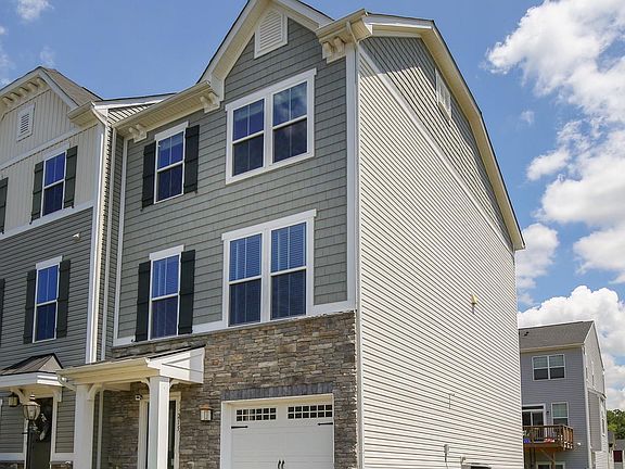 2nd image of 215 Arrow Crown Ct