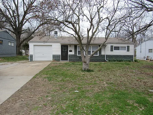 10802 Blue Ridge Blvd Photo 1
