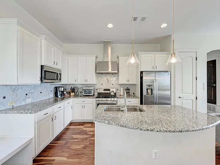 13803 Lake View Dr — Photo 22