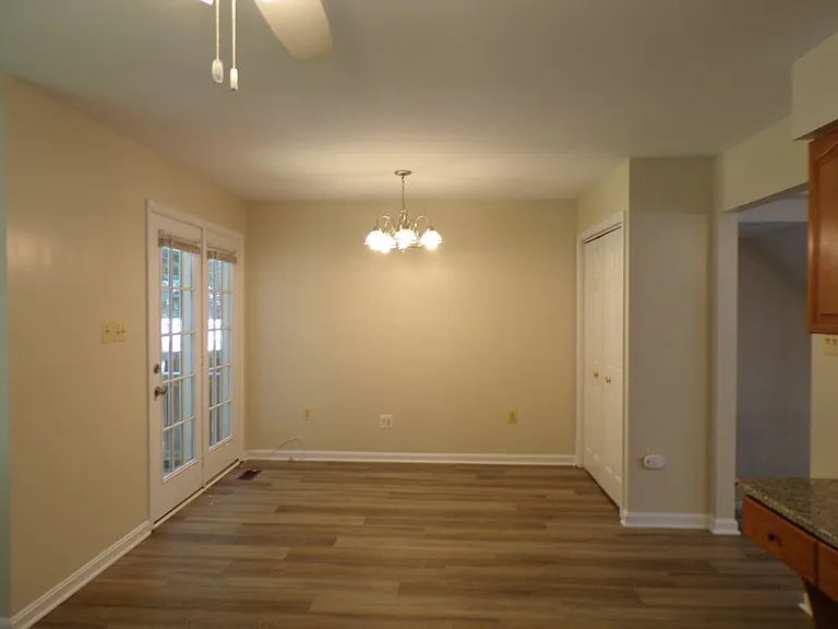 8305 Ridge Crossing Ln — Photo 9