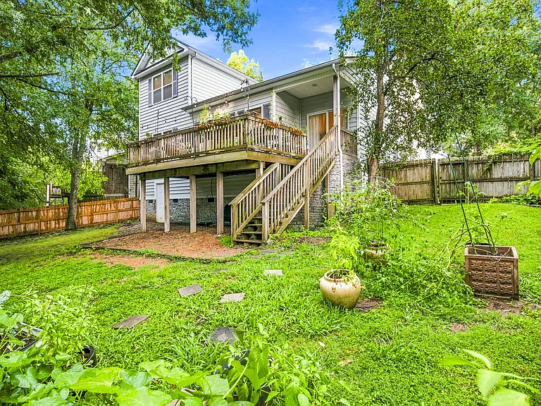 317 Deep Woods Cir — Photo 38