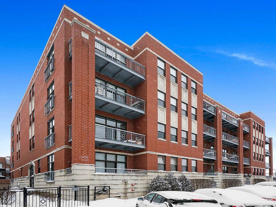 1st image of 4011 N Francisco Ave Unit 304