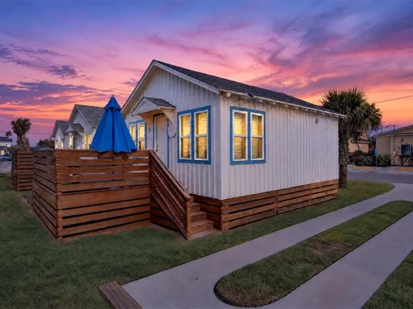 340 N Alister St #3, Pt Aransas, TX 78373