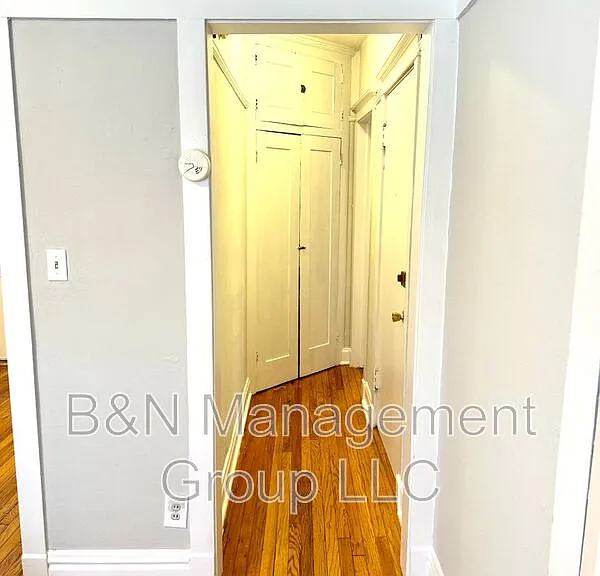 1055 W Dakin St #1 — Photo 6