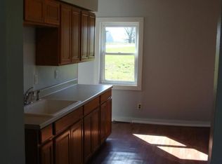 225 Jenkinson Ave, London, OH 43140