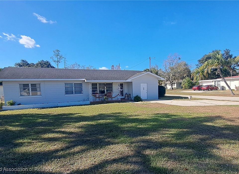 1st image of 607 N Lake Ave