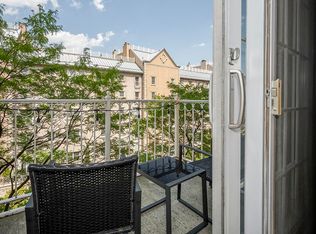206 Shearwater Ct W APT 44, Jersey City, NJ 07305