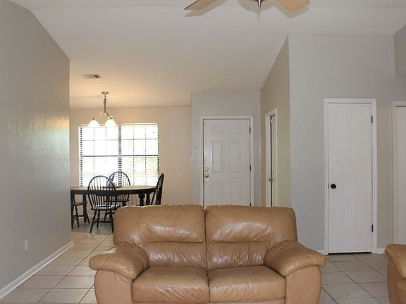 5th image of 1429 Deer Haven Ln