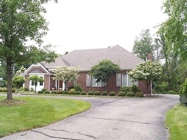 1st image of 6120 Heathfield Dr