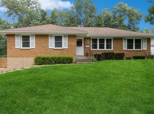 3725 S Woodland Ave, Independence, MO 64052