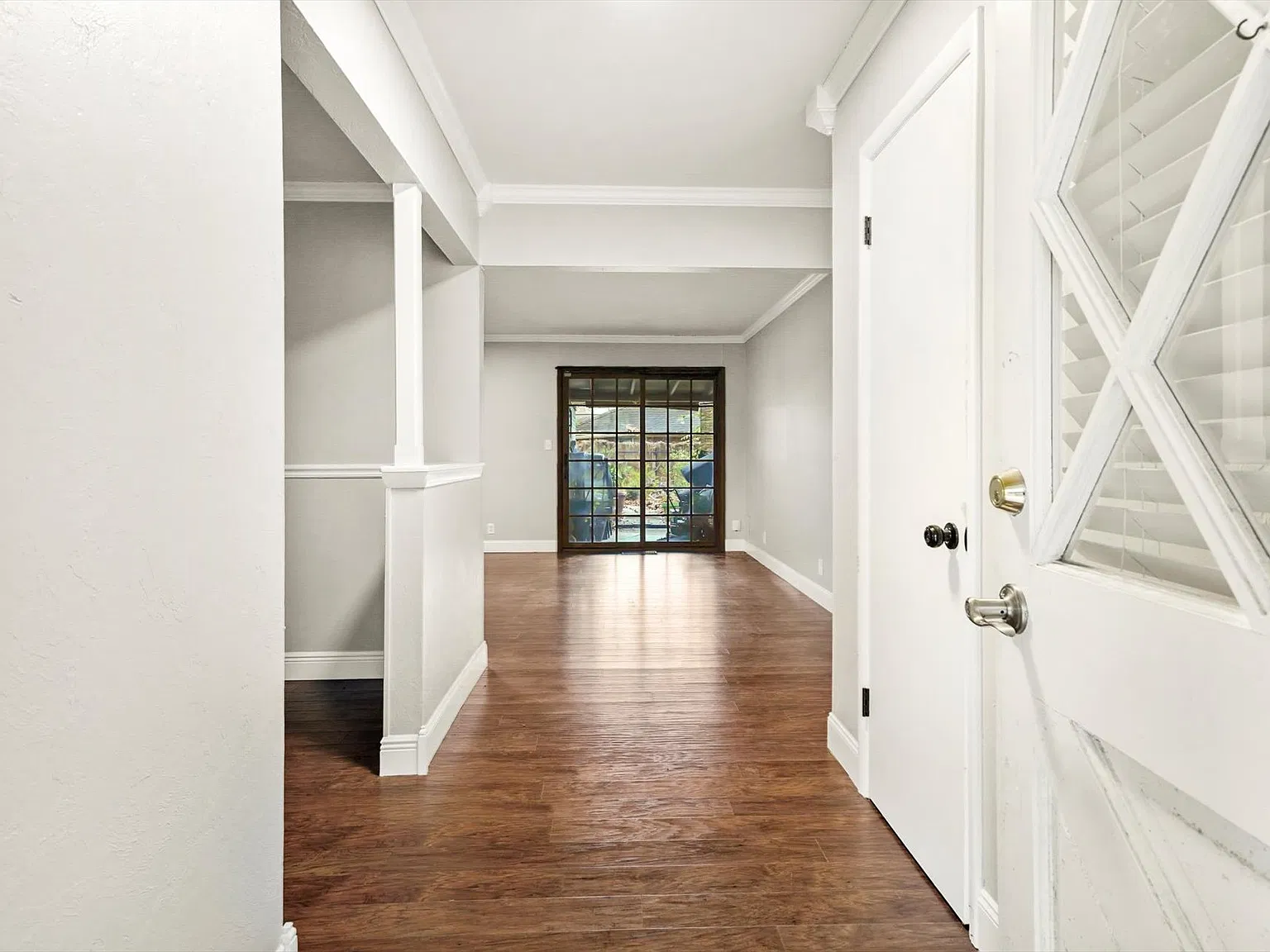 3 bed, 1742 sqft, $1,900 — Photo 3