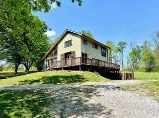 590 Bartlettsville Rd, Bedford, IN 47421