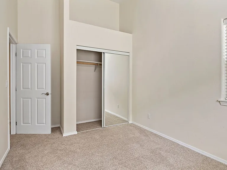 9284 SW Sweek Dr — Photo 22