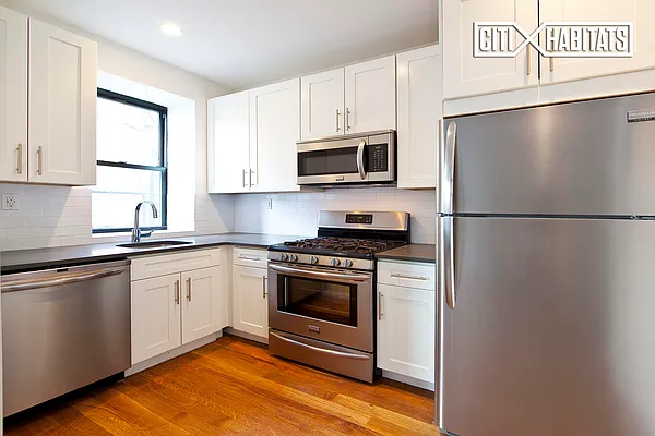 Rented by Citi Habitats | media 10