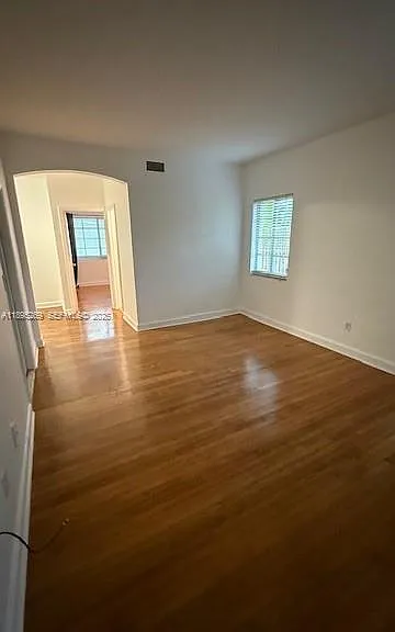 1561 Lenox Ave #11 — Photo 12