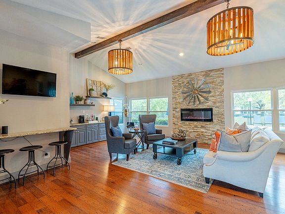 5th image of 4502 Lake Shore Dr #714