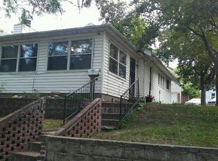 1230 Bacon St, Pekin, IL