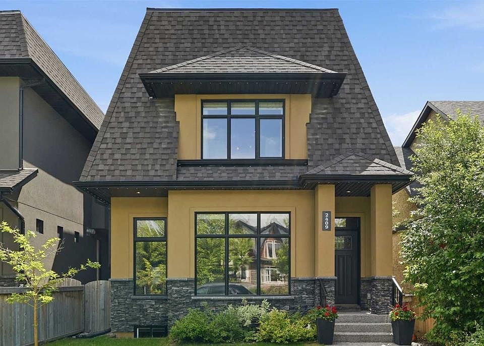 1st image of 2409 N Westmount Rd NW