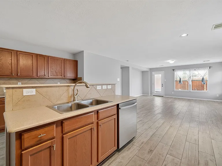 20610 Moonrise River Ln — Photo 22
