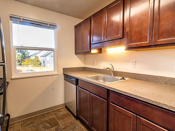 Bonnie Brae Apartments - Beaverton Oregon