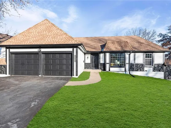 12417 Newton Ct, Grandview, MO 64030