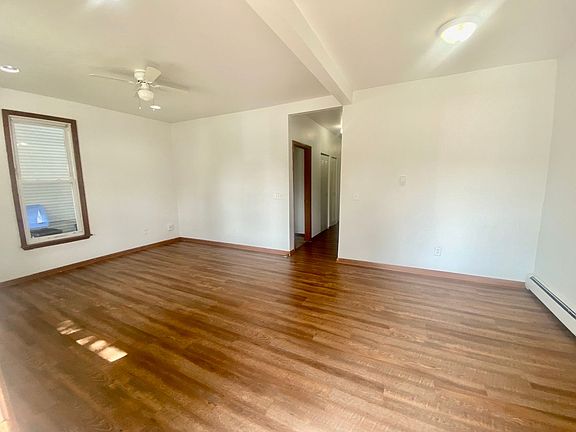 3rd image of 413 Ballard St APT 1