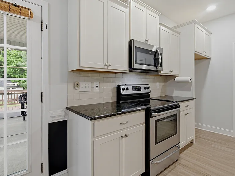 657 Equestrian Way — Photo 15