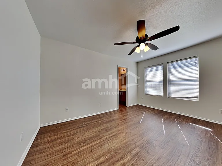 205 Arrowhead Dr — Photo 8