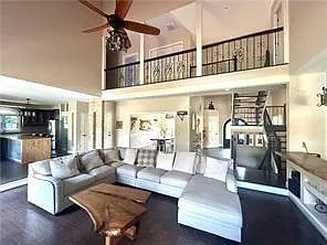 2917 Ashebrooke Dr NE — Photo 5
