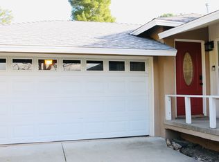 3006 Highridge Rd, La Crescenta, CA 91214