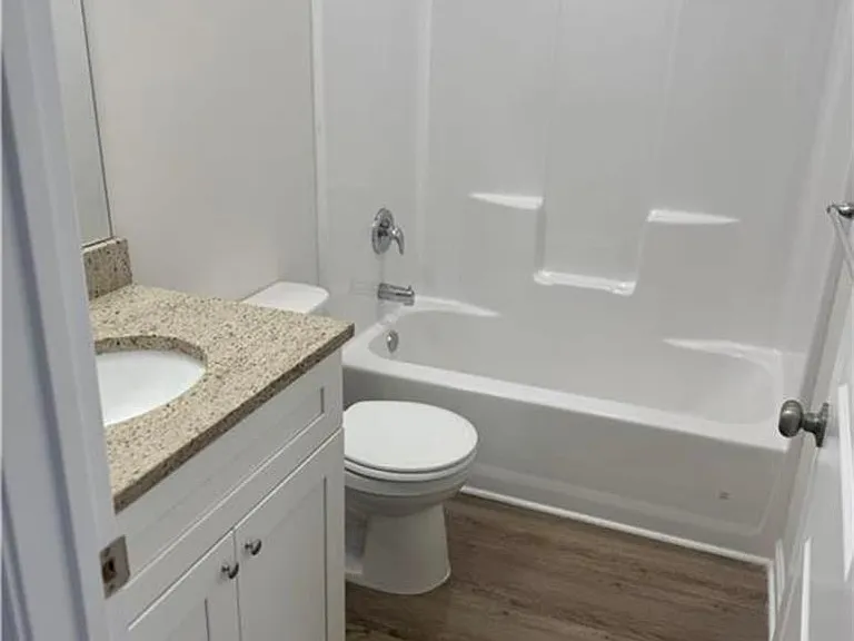 452 S Jordan St — Photo 11